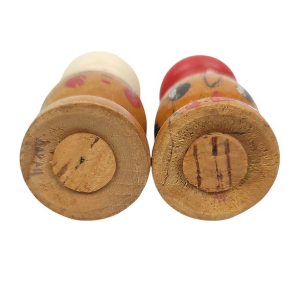 Vintage Salt Pepper Shakers Chefs Cooks Wood Mid Century Modern MCM Brown Red - Picture 6 of 7